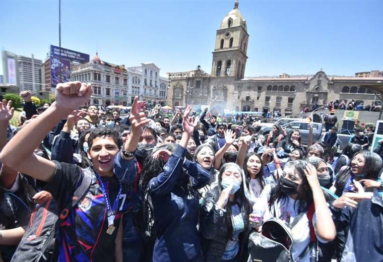 Festejo de los escolares en La Paz. Foto: APG 