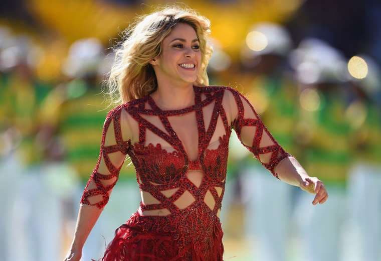 Así se presentó Shakira en el Mundial de Brasil 2014