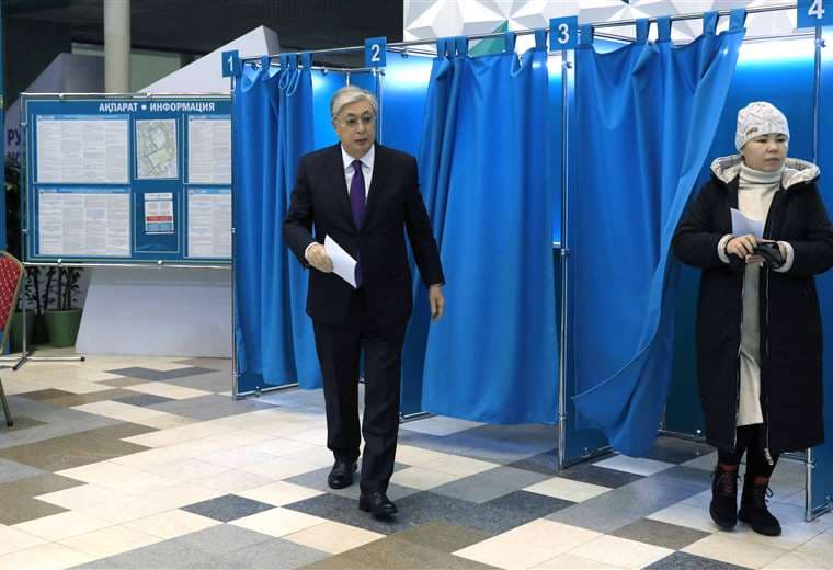  Kasym-Jomart Tokáyev es reelegido presidente en Kazajistán