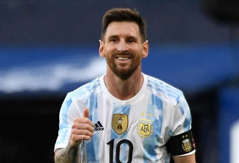 El fútbol de la selección Albiceleste gira en torno a Messi. Foto: Internet