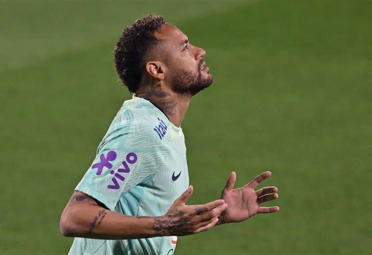 Neymar y Ronaldo no pasan por su mejor momento 