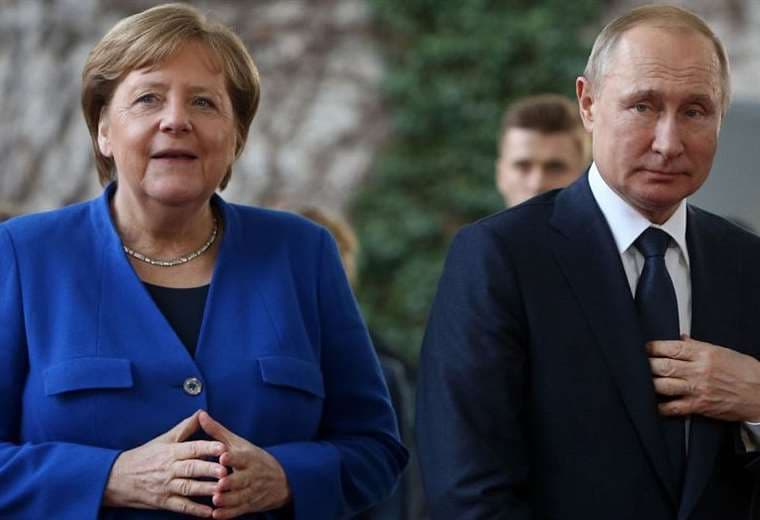 Angela Merkel reconoce que no tenía poder suficiente para influir sobre Putin
