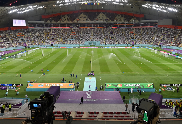 El partido Ecuador – Senegal se juega en el estadio Khalifa. Foto. AFP 