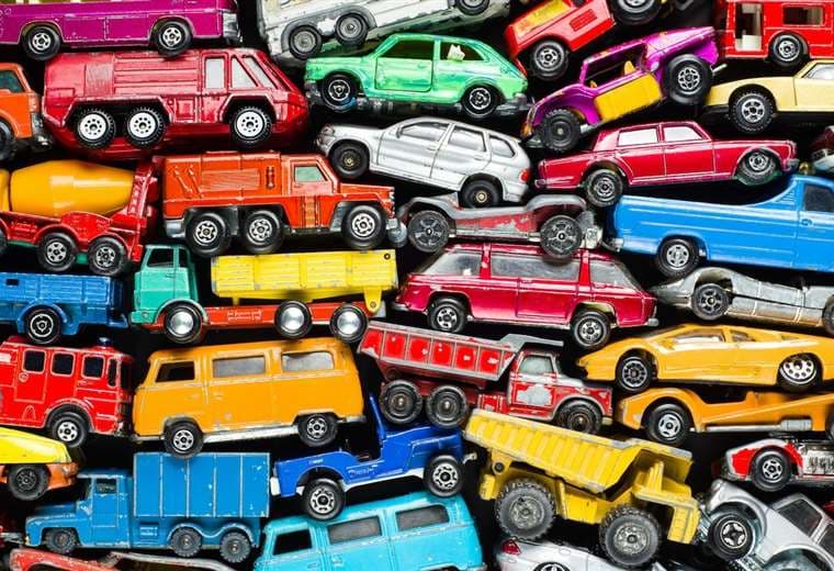 Colección de autos de juguete/ Internet