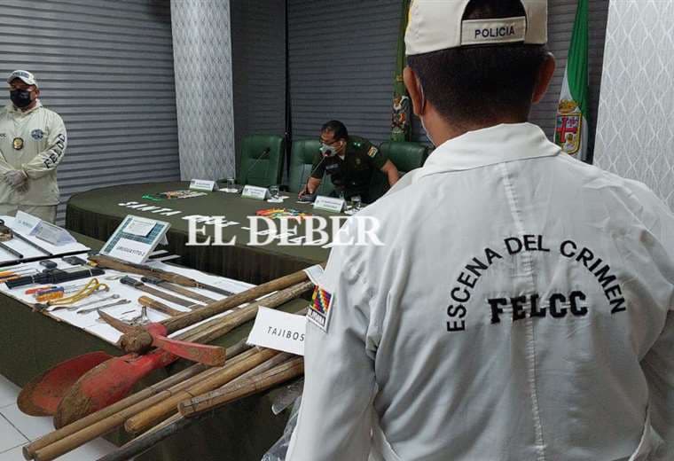 Algunos objetos que fueron secuestrados a grupos de avasalladores. Foto: Ricardo Montero