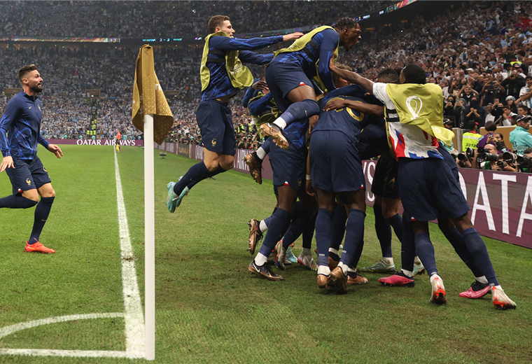 Celebración de los jugadores de Francia tras marcar ante Argentina. Foto. AFP