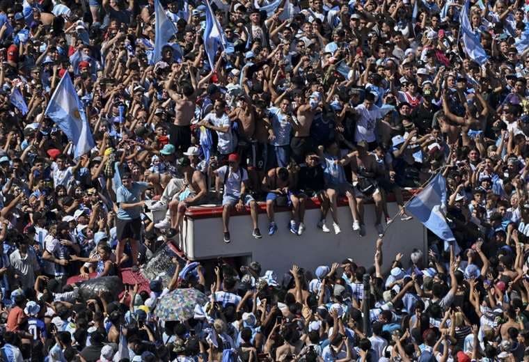 Festejos de los hinchas argentinos. AFP