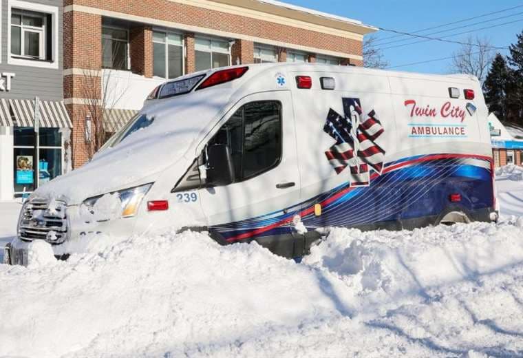 Bomba ciclónica en EE.UU.: decenas de muertos tras la gran helada que se apodera de América del Norte