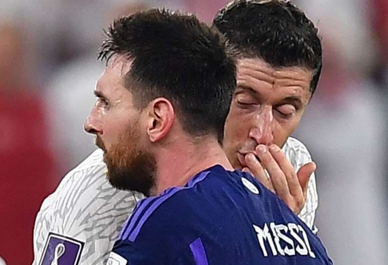 Messi y Lewandowski se dijeron algo en el Mundial. Foto: Internet