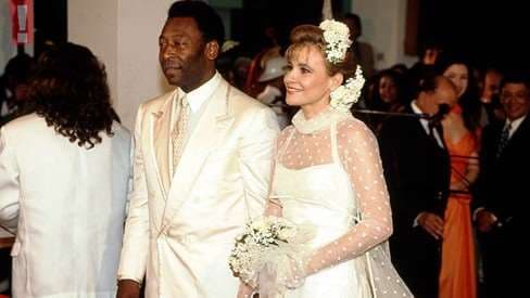 Pelé y su primera esposa, Rosemeri Cholbi