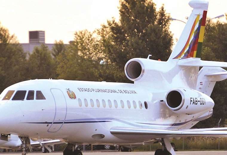 El avión presidencial boliviano estuvo retenido en Austria por 14 horas el 2013