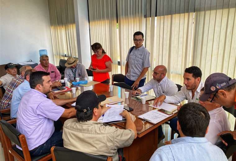 La Gobernación se reúne con personal técnico en búsqueda de soluciones a la sequía