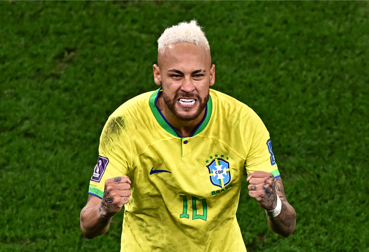 Neymar celebra tras anotar ante Croacia. Foto. AFP