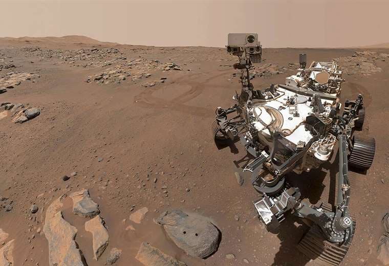 El rover Perseverance usa una de sus cámaras sobre el cráter Jezero de Marte/ Foto: NASA