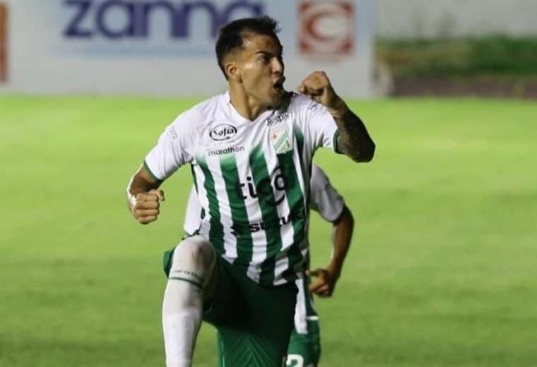 Facundo Suárez en la celebración de su gol ante Guabirá. Foto: Fuad Landívar
