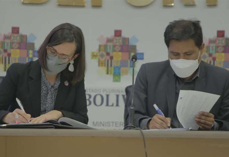 Firma de Convenio entre el PNUD y el Ministerio de Salud/Foto: Minsalud