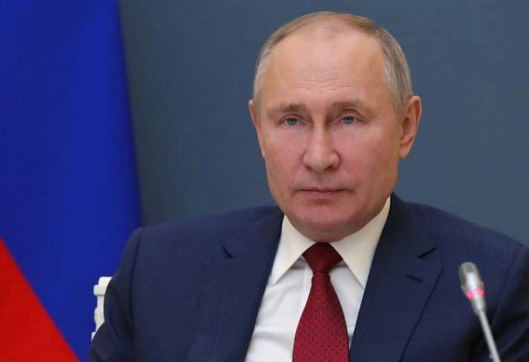 Putin ultima detalles para enviar tropas a Ucrania