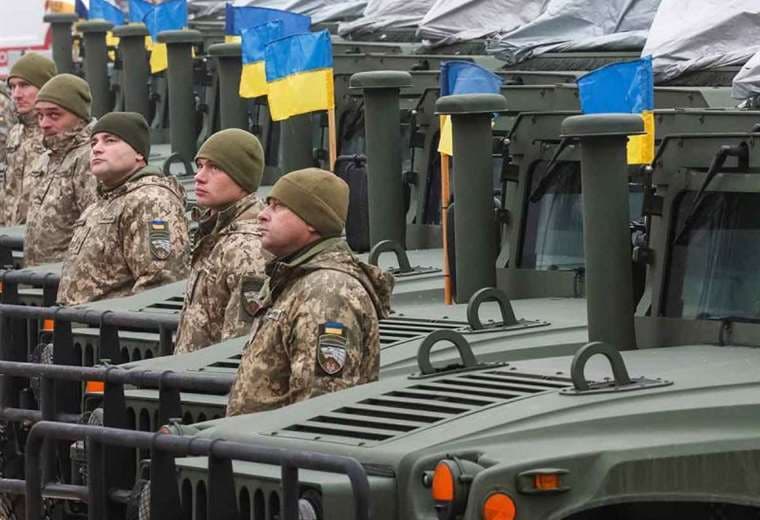 La UE compromete ayuda militar a Ucrania