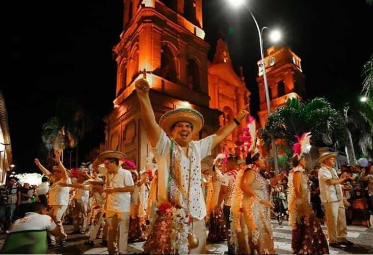 Foto referencial las actividades carnavaleras en Santa Cruz