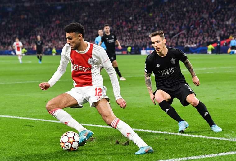 Ajax y Benfica se enfrentan en Amsterdam. Foto: AFP