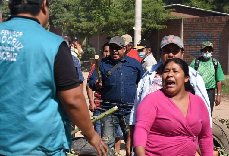 Enfrentamiento en la avenida Paurito, ruta de acceso al vertedero municipal