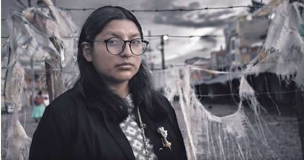 Quya Reyna nació en El Alto. Es egresada de Comunicación Social