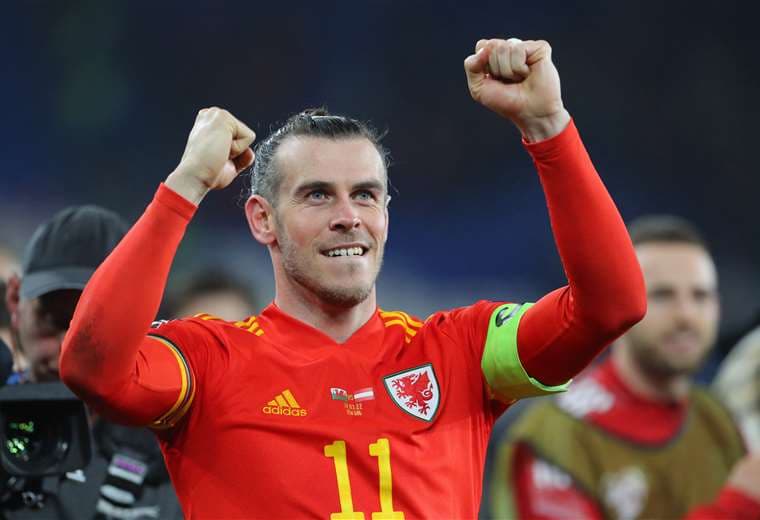 Celebra Bale sus goles y el triunfo de Gales sobre Austria. Foto: AFP