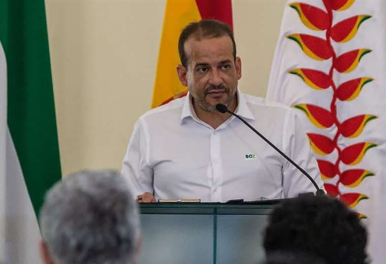 Luis Fernando Camacho durante su informe de su primer año de mandato/Foto Gobernación