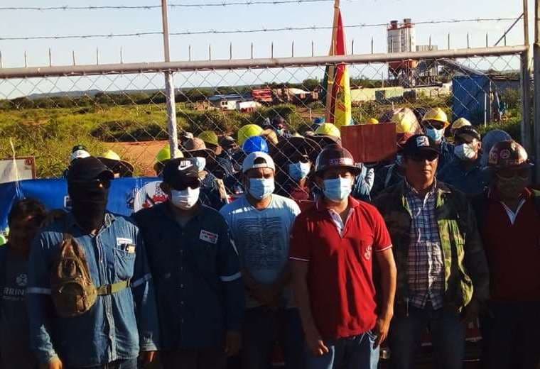 Los trabajadores del Mutún empezaron un paro de funciones desde el lunes.