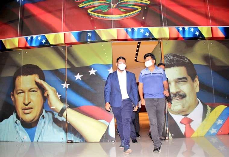 Evo Morales realiza una visita a Venezuela.