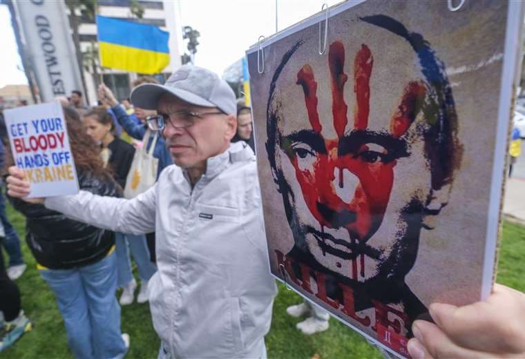 Protesta en California contra la invasión rusa a Ucrania/Foto: AFP