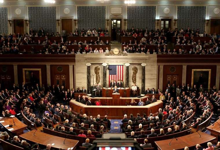 Congreso de Estados Unidos busca ayuda de $us 14.000 millones para Ucrania