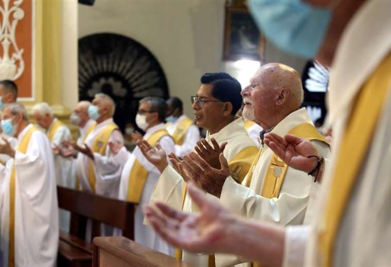 Los sacerdotes de la arquidiócesis renovaron sus promesas ante el arzobispo/Foto: Diakonía
