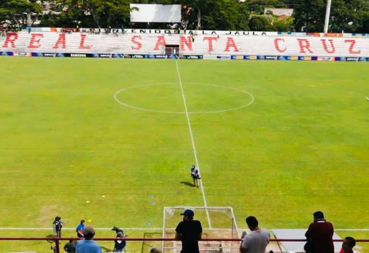 El estadio de Real Santa Cruz puede acoger partidos de Oriente. Foto: Internet
