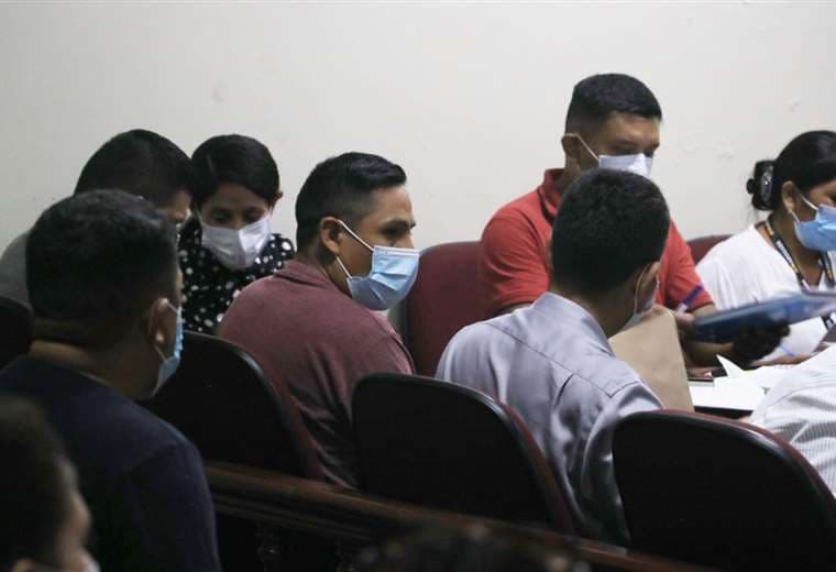 Los tres militares fueron sentados en el banquillo de acusados Foto: Juan Carlos Torrejón