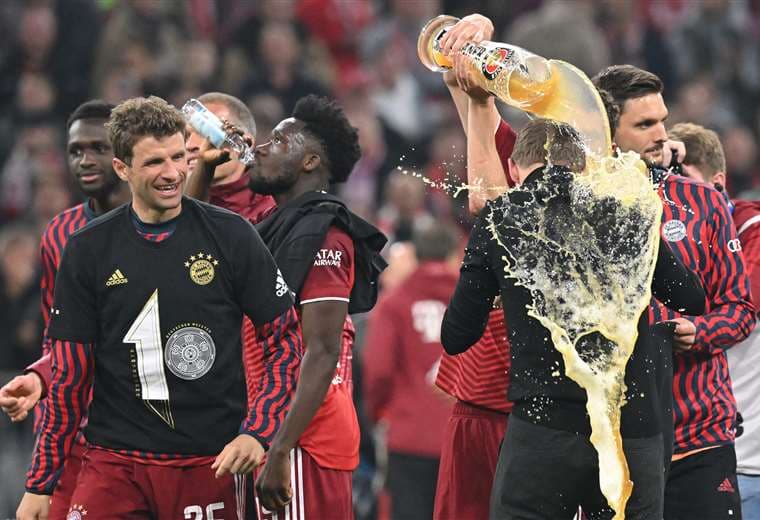El festejo de los jugadores del Bayern tras el partido. Foto. AFP