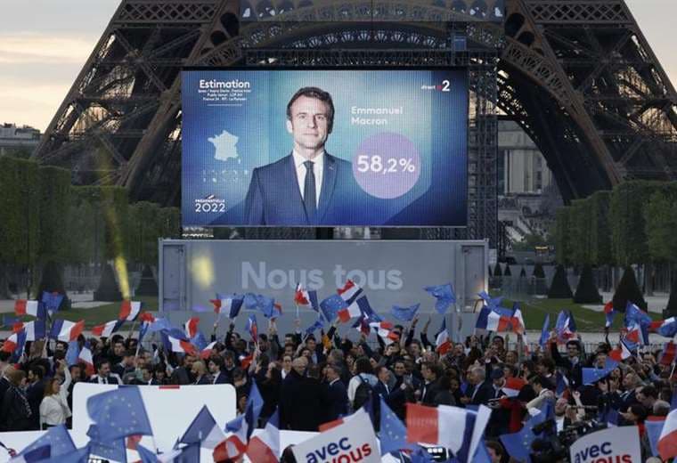 Macron celebra su segundo triunfo. Foto: AFP