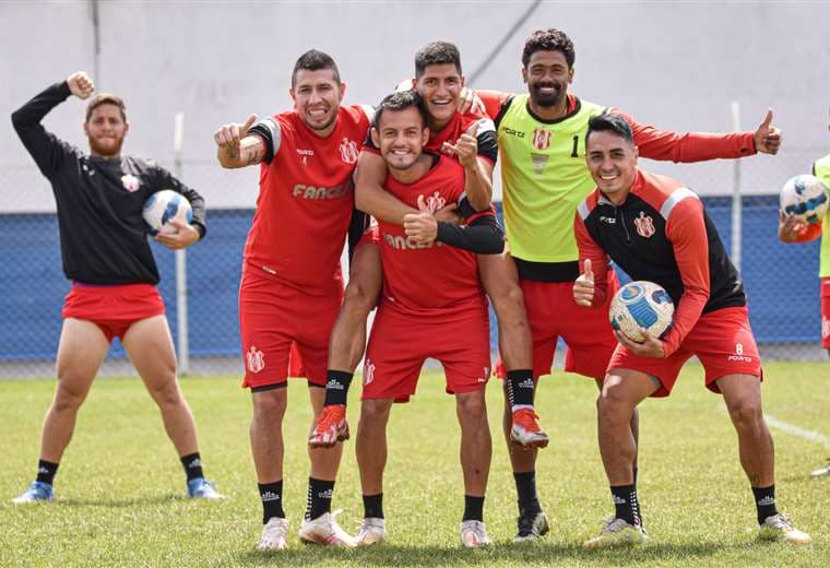 El optimismo cunde en el plantel de Independiente Petrolero. Foto: Independiente