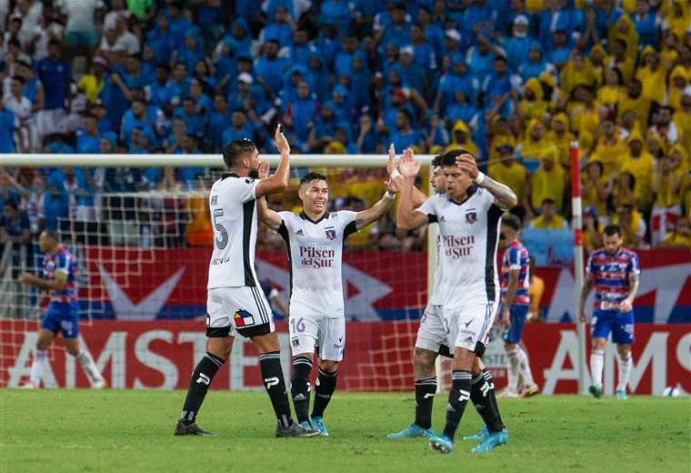 Colo Colo, que dirige el boliviano Gustavo Quinteros, debutó con una victoria. Foto. AFP