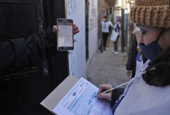 Argentina avanza en un censo que permite rellenar el cuestionario on line. La Nación