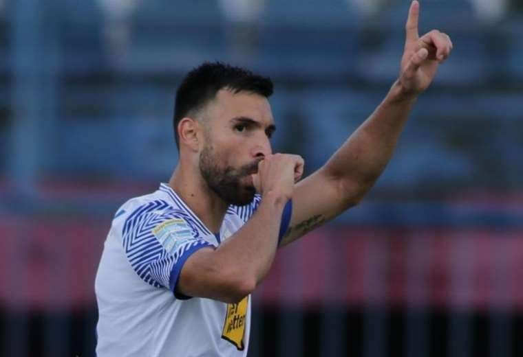 Danny Bejarano celebra el gol marcado ante Veria. Foto: Internet