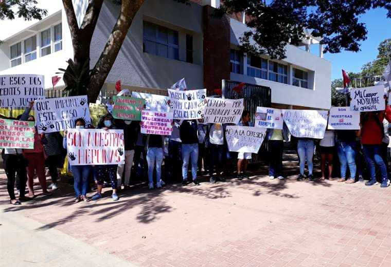 Marcha en apoyo a dos universitarias en Yapacani / Foto: Soledad Prado