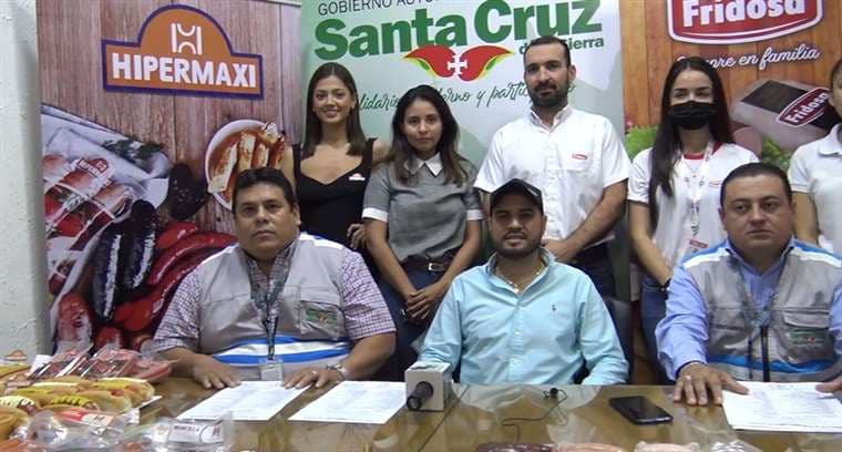 Municipio presenta marcas de embutidos autorizadas para San Juan