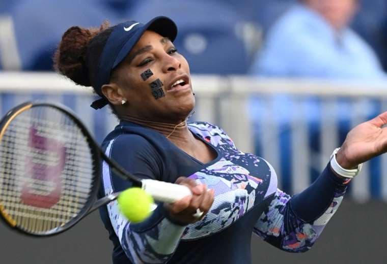 Serena viene de jugar dobles en el torneo de Eastbourne en Inglaterra. Foto: AFP