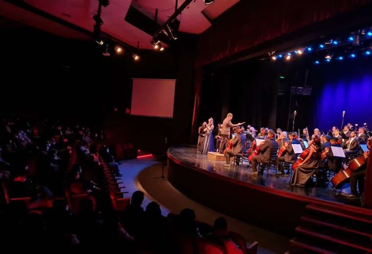 La Orquesta Filarmónica de Santa Cruz actúa hoy en el teatro del Eagle's
