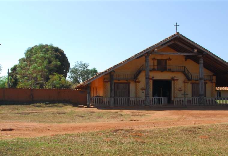 Iglesia misional de Santa Ana de Velasco, que es Patrimonio Cultural de la Humanidad 