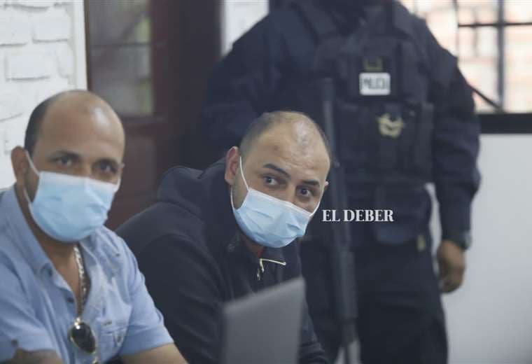 Carlos Antelo (de azul) y Misael Nallar el día de la audiencia Foto: Jorge Gutiérrez