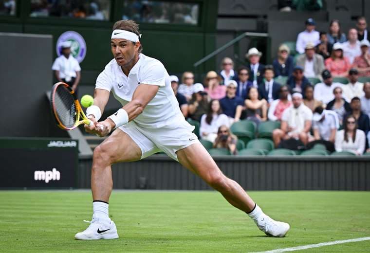 Rafael Nadal jugará su segundo partido este jueves en Wimbledon. Foto: AFP