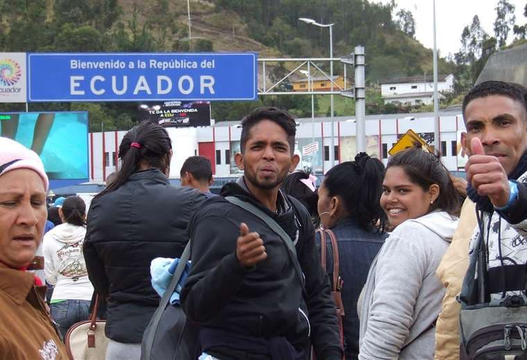 Ecuador otorgará amnistía migratoria y regularizará a venezolanos