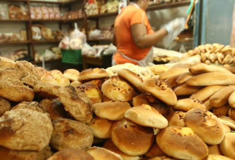 El precio del pan se mantiene en Bs 0,50 en Santa Cruz y el Gobierno dice que panificadores tienen un margen de utilidad de 22%